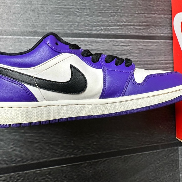 Jordan 1 Low Black Court Purple White US Men Size 8 - Picture 13 of 15